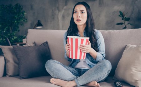 15 Rekomendasi Film Sedih Netflix, Menyentuh dan Bikin Haru